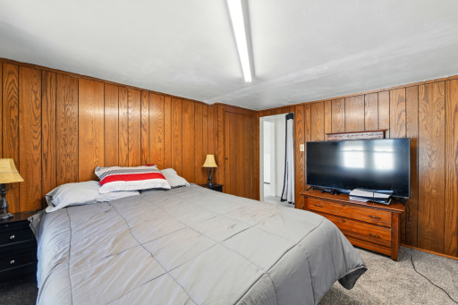 1732 4th Street NW, Faribault, MN 55021