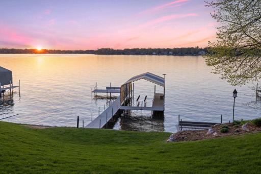 220 W Lake Street, Excelsior, MN 55331