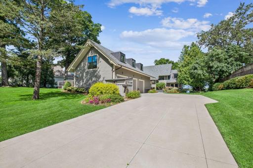 220 W Lake Street, Excelsior, MN 55331