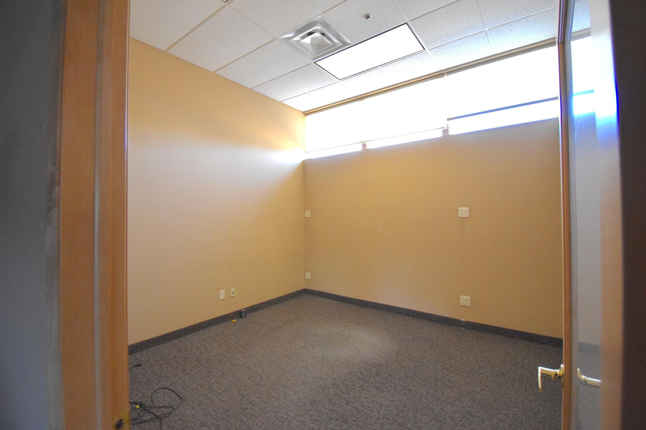 624 Spiral Office 118.JPG