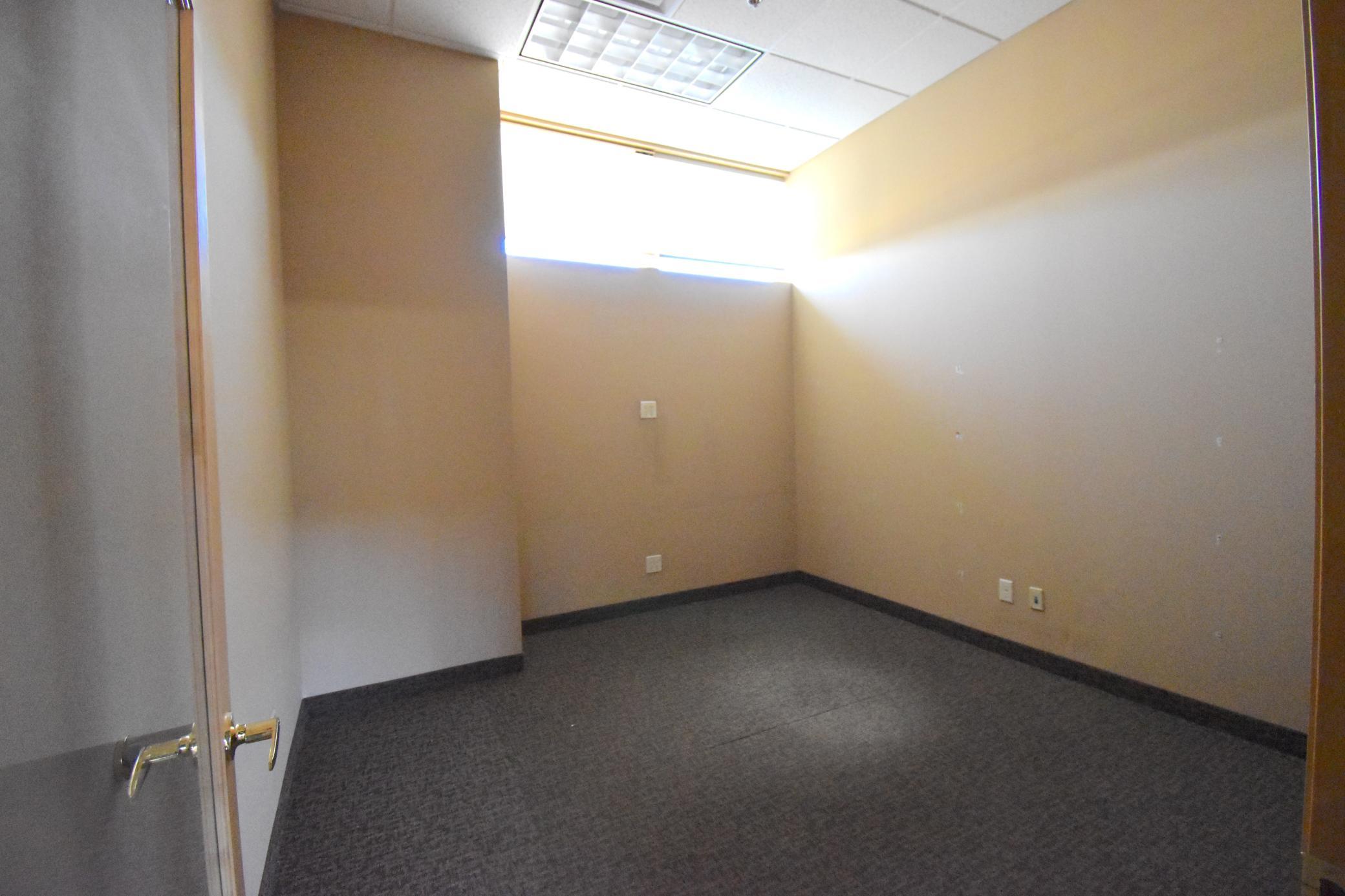 624 Spiral Office 119.JPG