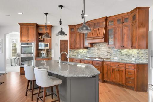 5920 Xene Lane N, Plymouth, MN 55446