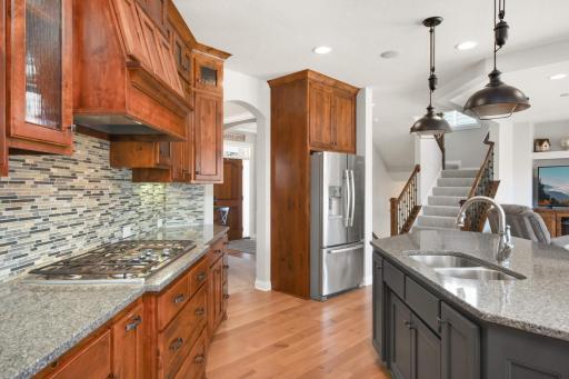 5920 Xene Lane N, Plymouth, MN 55446