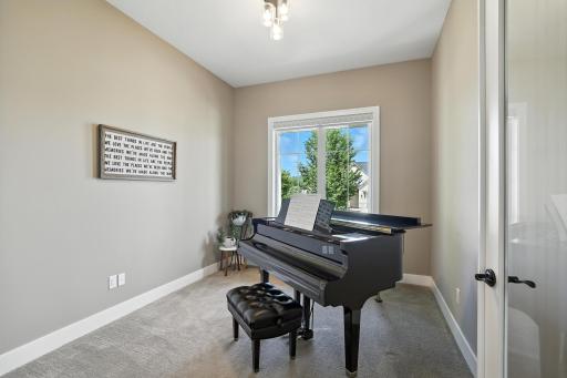 1836 Annika Drive N, Lake Elmo, MN 55042