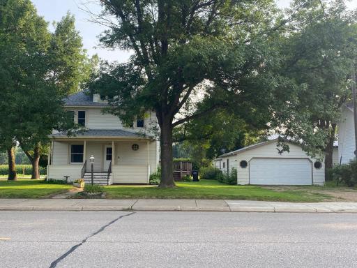407 Atlantic Avenue, De Graff, MN 56271
