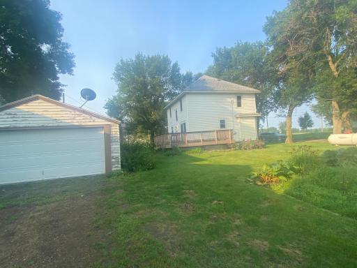 407 Atlantic Avenue, De Graff, MN 56271