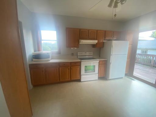 407 Atlantic Avenue, De Graff, MN 56271