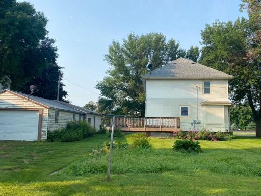 407 Atlantic Avenue, De Graff, MN 56271