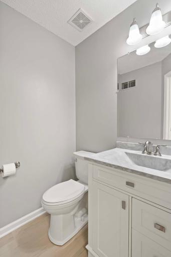 15867 Fleet Trail, 330, Apple Valley, MN 55124
