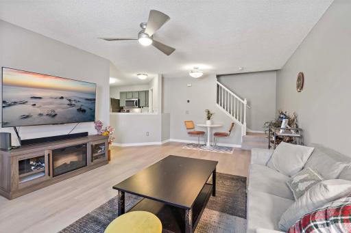 15867 Fleet Trail, 330, Apple Valley, MN 55124