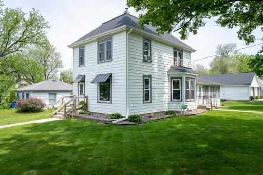 425 2nd Street SW, Cannon Falls, MN 55009