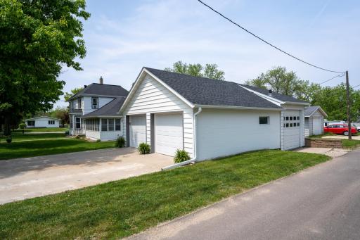 425 2nd Street SW, Cannon Falls, MN 55009