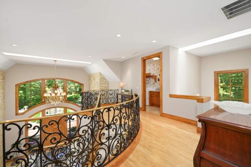 Upper level