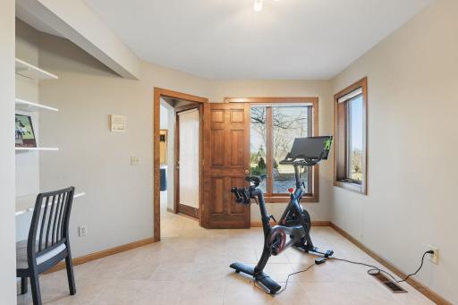 3100 Foxpoint Road, Burnsville, MN 55337
