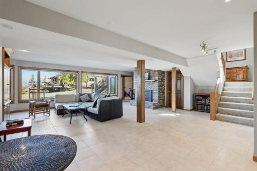 3100 Foxpoint Road, Burnsville, MN 55337