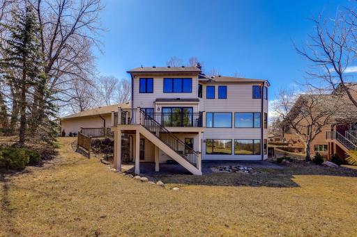 3100 Foxpoint Road, Burnsville, MN 55337