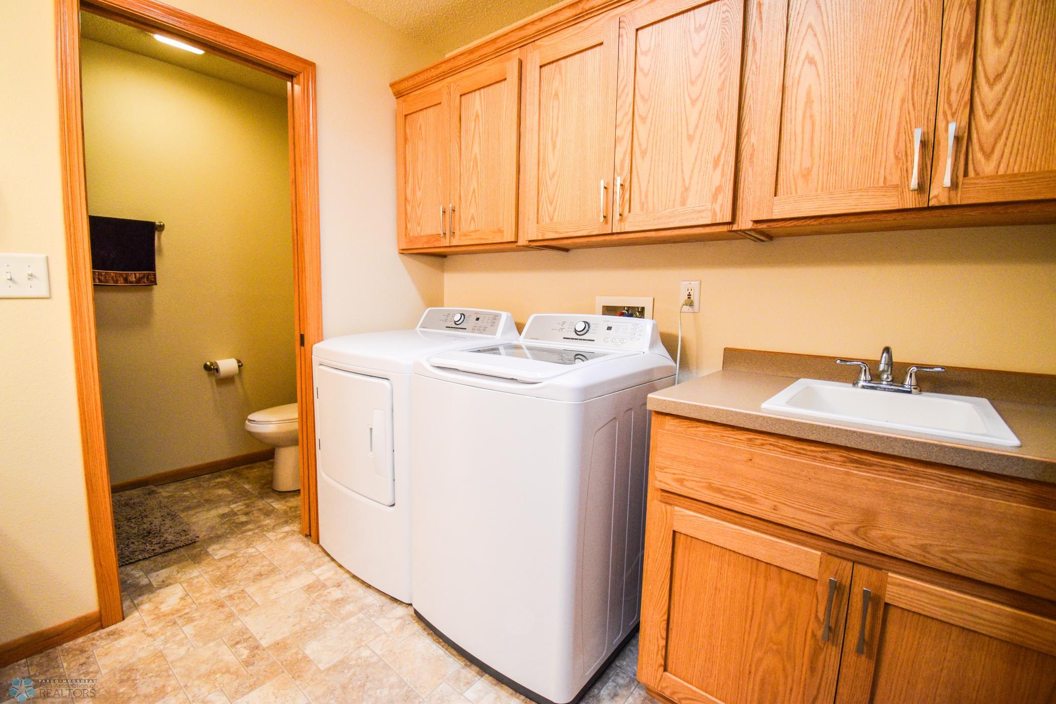 lower level bathroom/laundry
