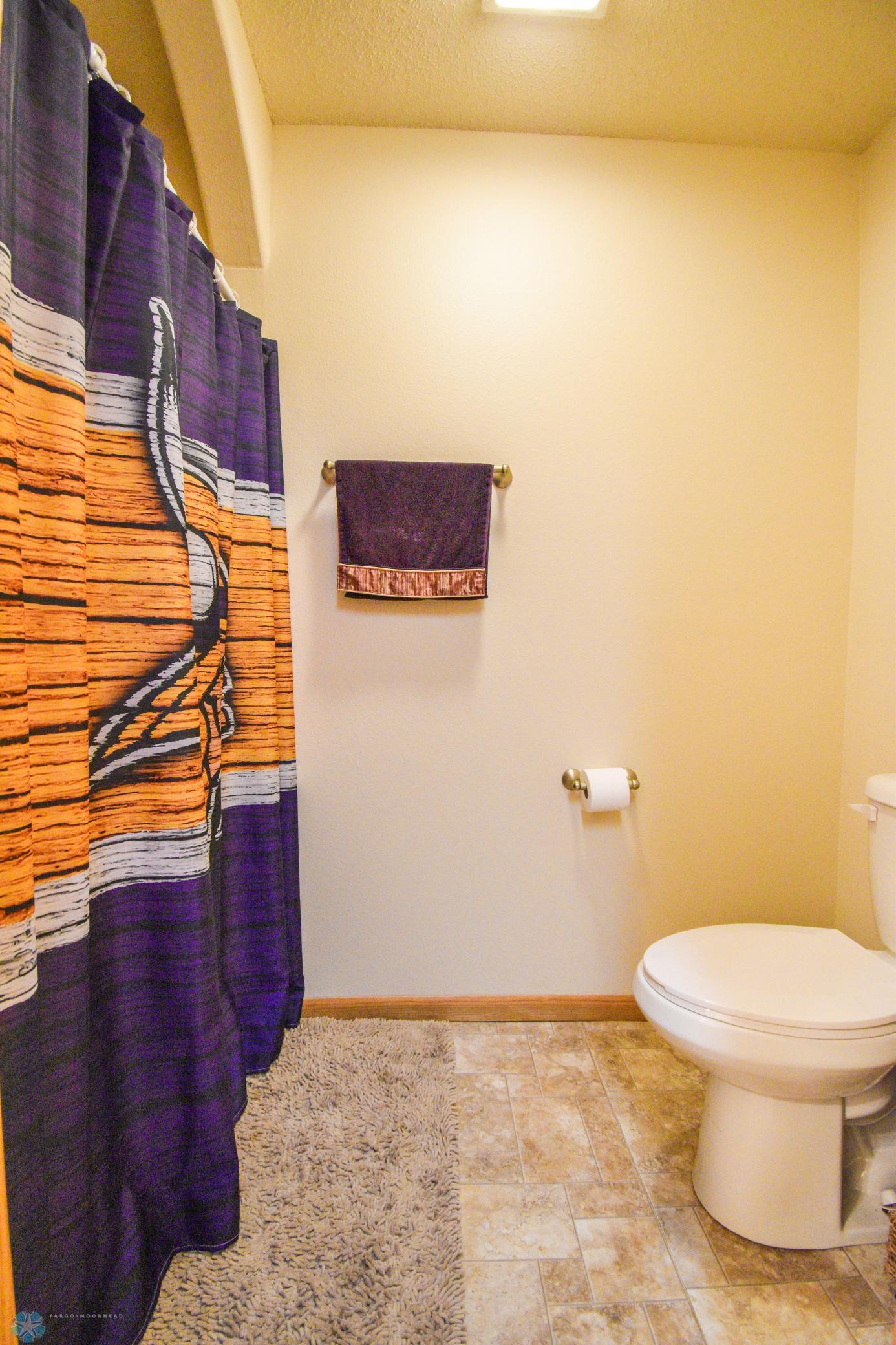 lower level bathroom/laundry