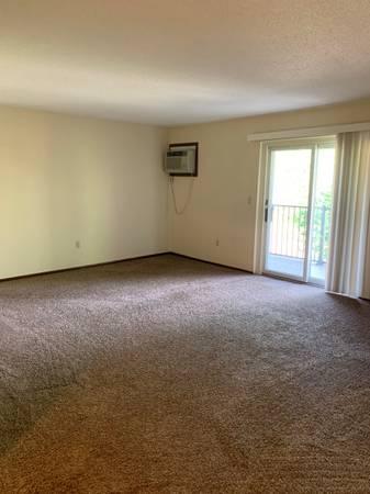 418 Allan Avenue, North Mankato, MN 56003