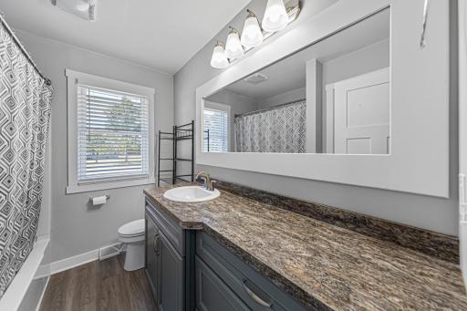 203 2nd Avenue SW, Geneva, MN 56035