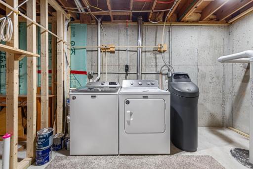 203 2nd Avenue SW, Geneva, MN 56035
