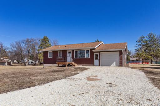 203 2nd Avenue SW, Geneva, MN 56035