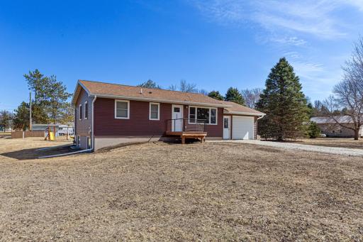 203 2nd Avenue SW, Geneva, MN 56035