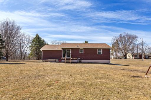 203 2nd Avenue SW, Geneva, MN 56035