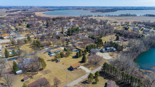 203 2nd Avenue SW, Geneva, MN 56035