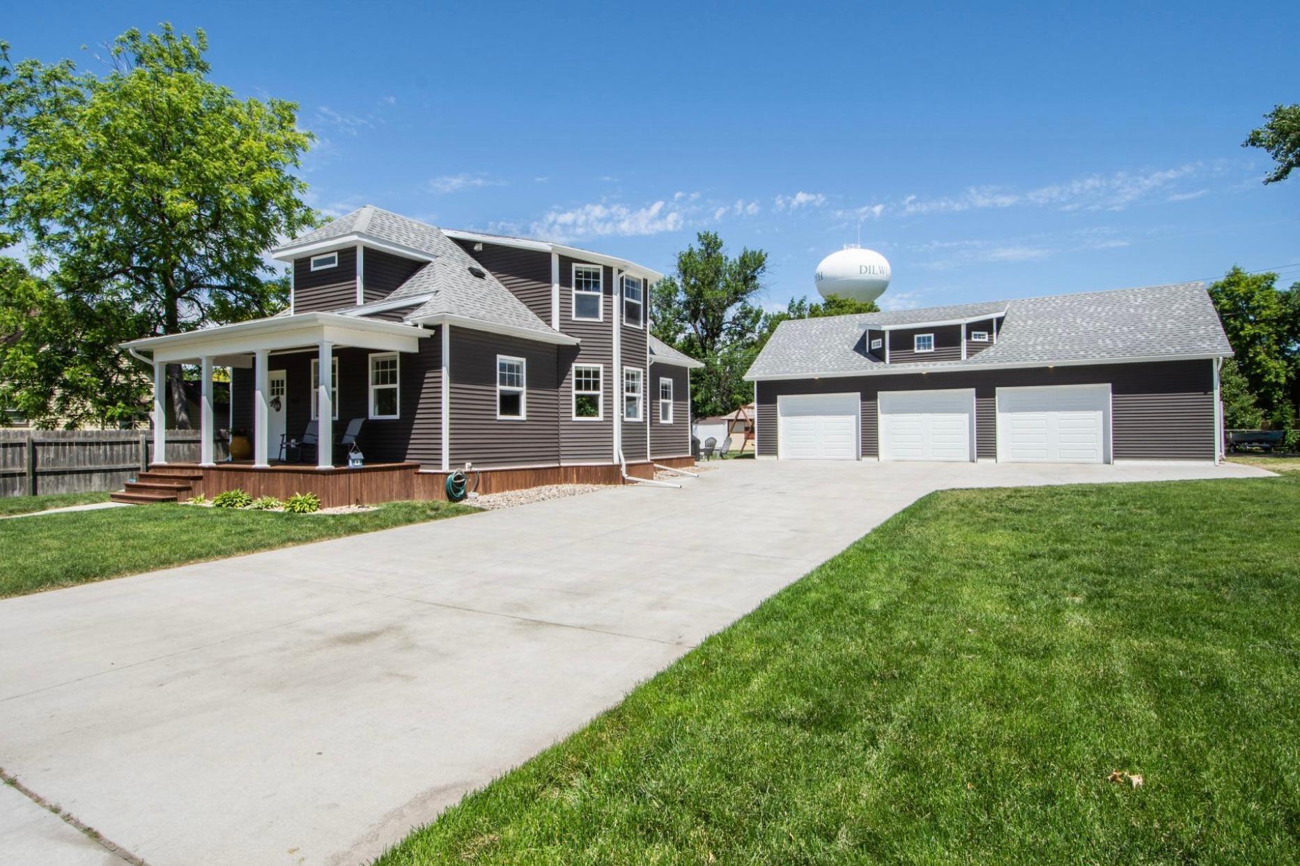 Property photo for 406 1 Avenue SE, Dilworth, MN 56529