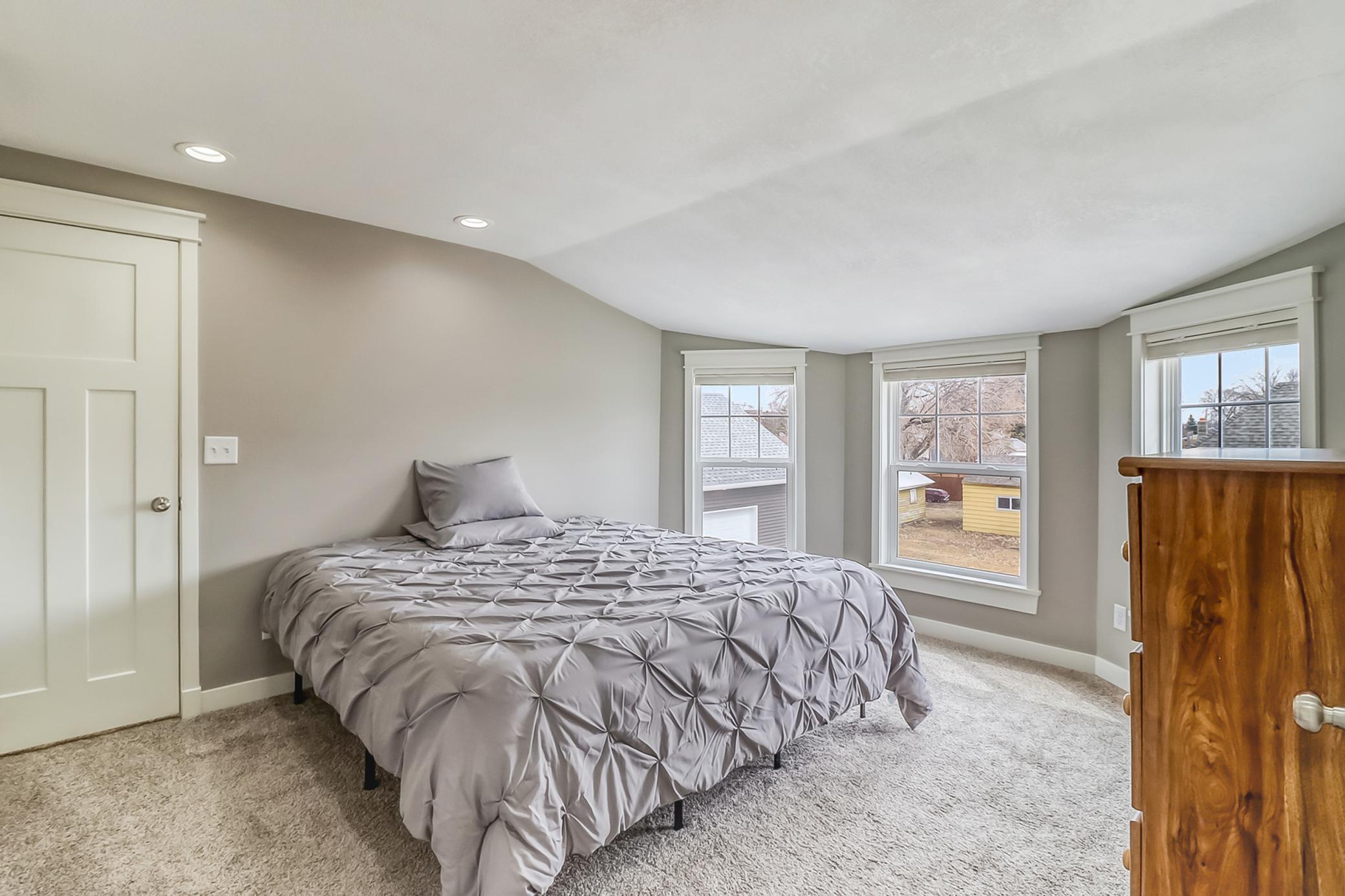 Bedroom2_0.jpg