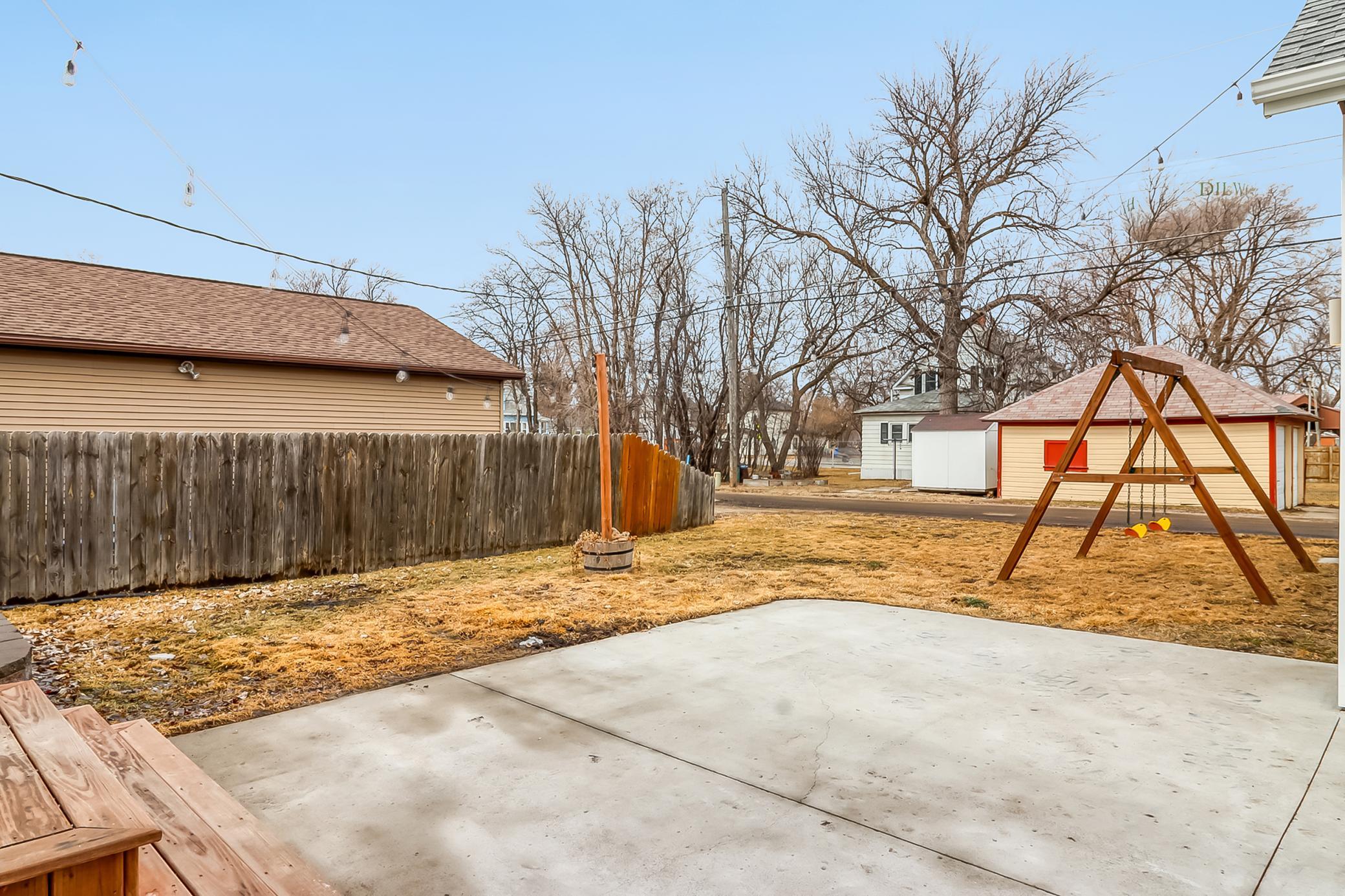 Backyard1_0.jpg