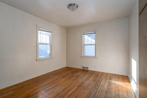 517 W 7th Street, Crookston, MN 56716
