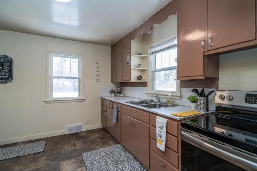 517 W 7th Street, Crookston, MN 56716