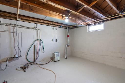 517 W 7th Street, Crookston, MN 56716