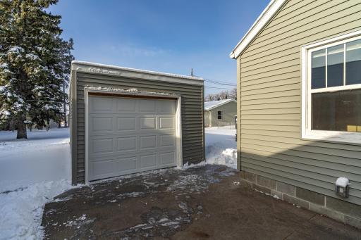 517 W 7th Street, Crookston, MN 56716