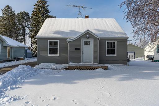 517 W 7th Street, Crookston, MN 56716