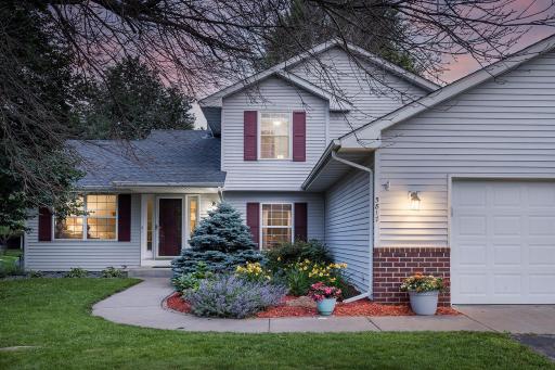 5817 Cardinal Ridge Trail SE, Prior Lake, MN 55372