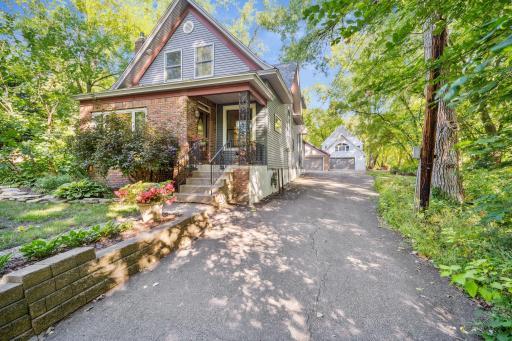 1847 Kohlman Avenue, Maplewood, MN 55109