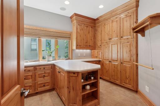 5024 Park Terrace, Minneapolis, MN 55436