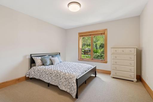 5024 Park Terrace, Minneapolis, MN 55436