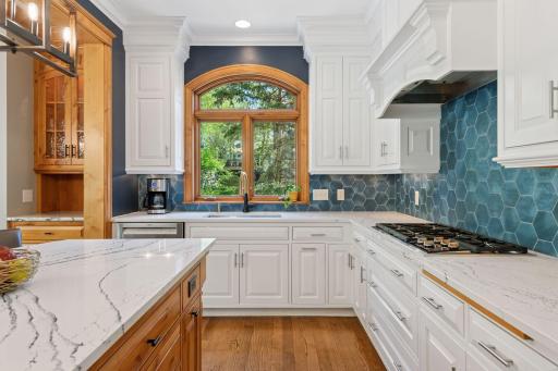 5024 Park Terrace, Minneapolis, MN 55436