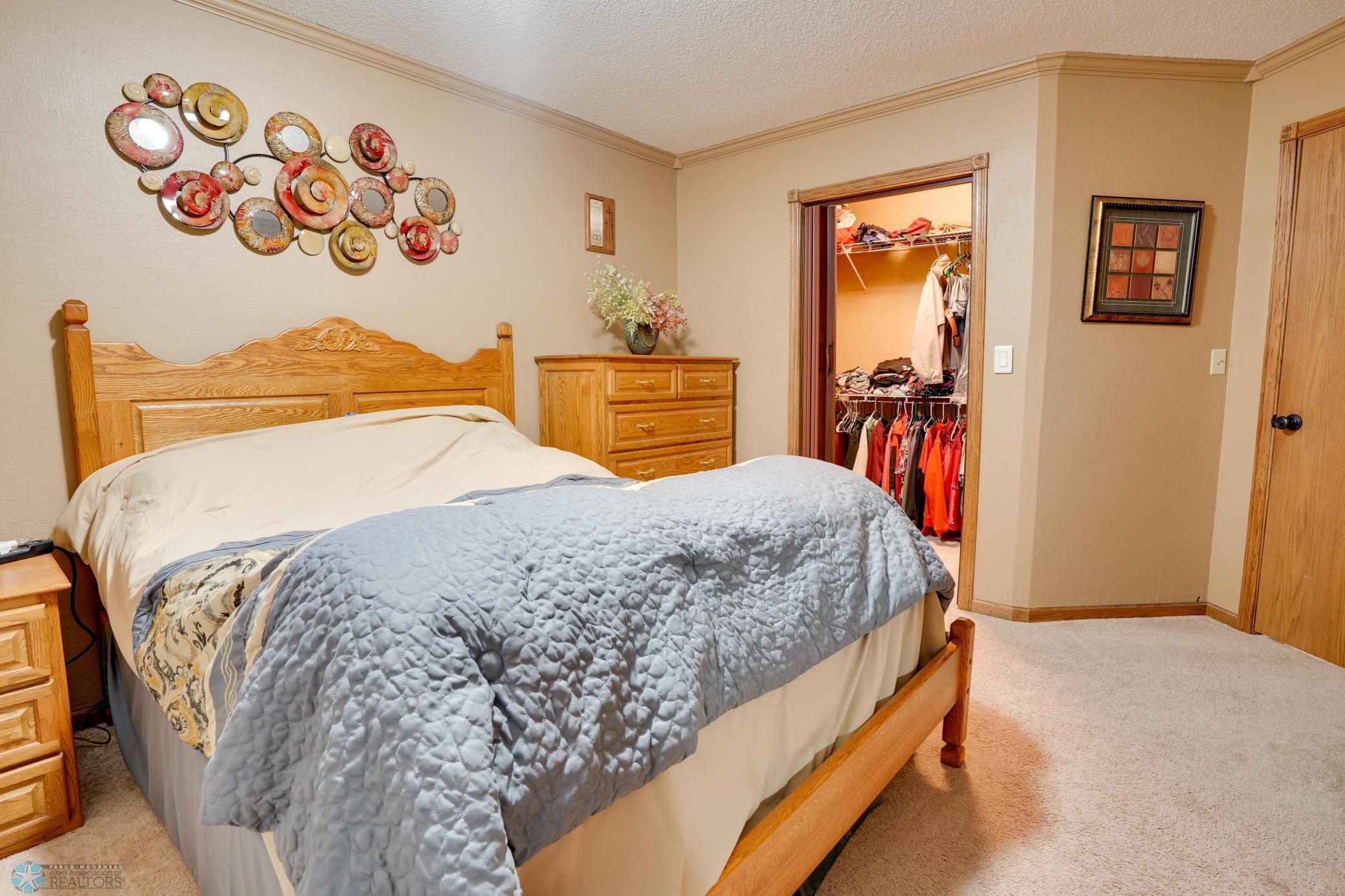 Bedroom 4 w/ walk-in closet