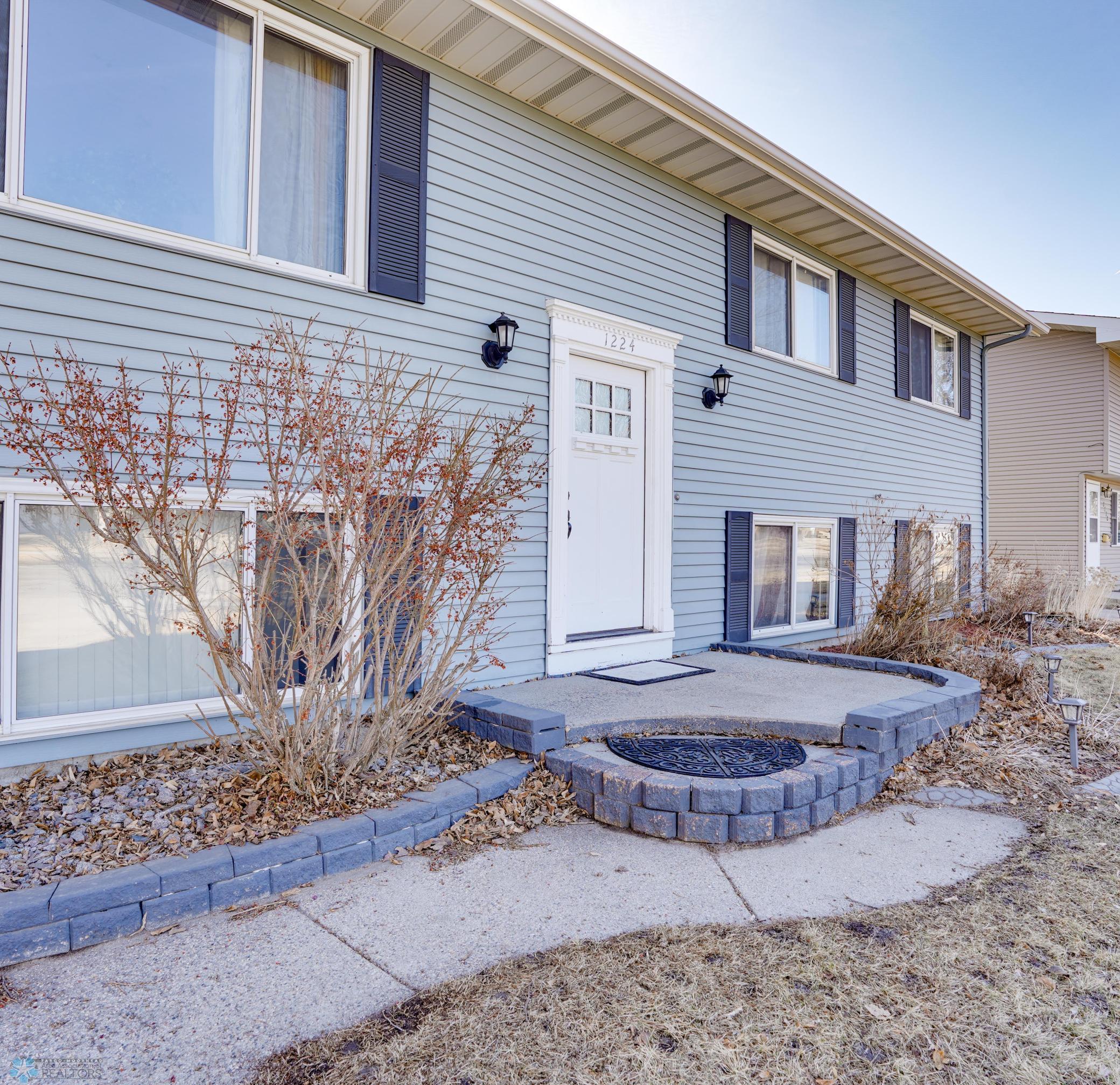 Front step & Entry