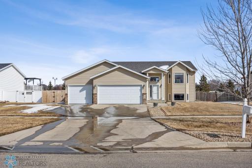 3903 S Sedona Drive, West Fargo, ND 58078