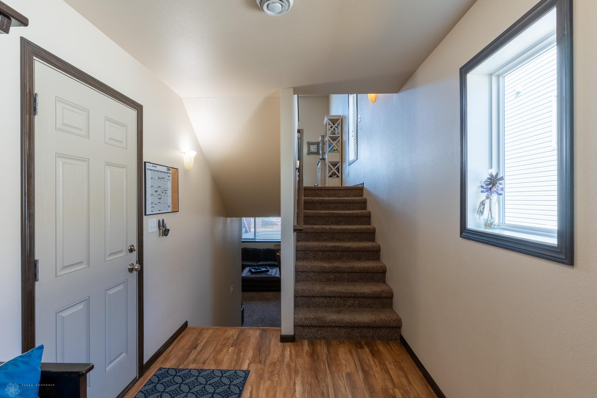 926 42nd Ave W