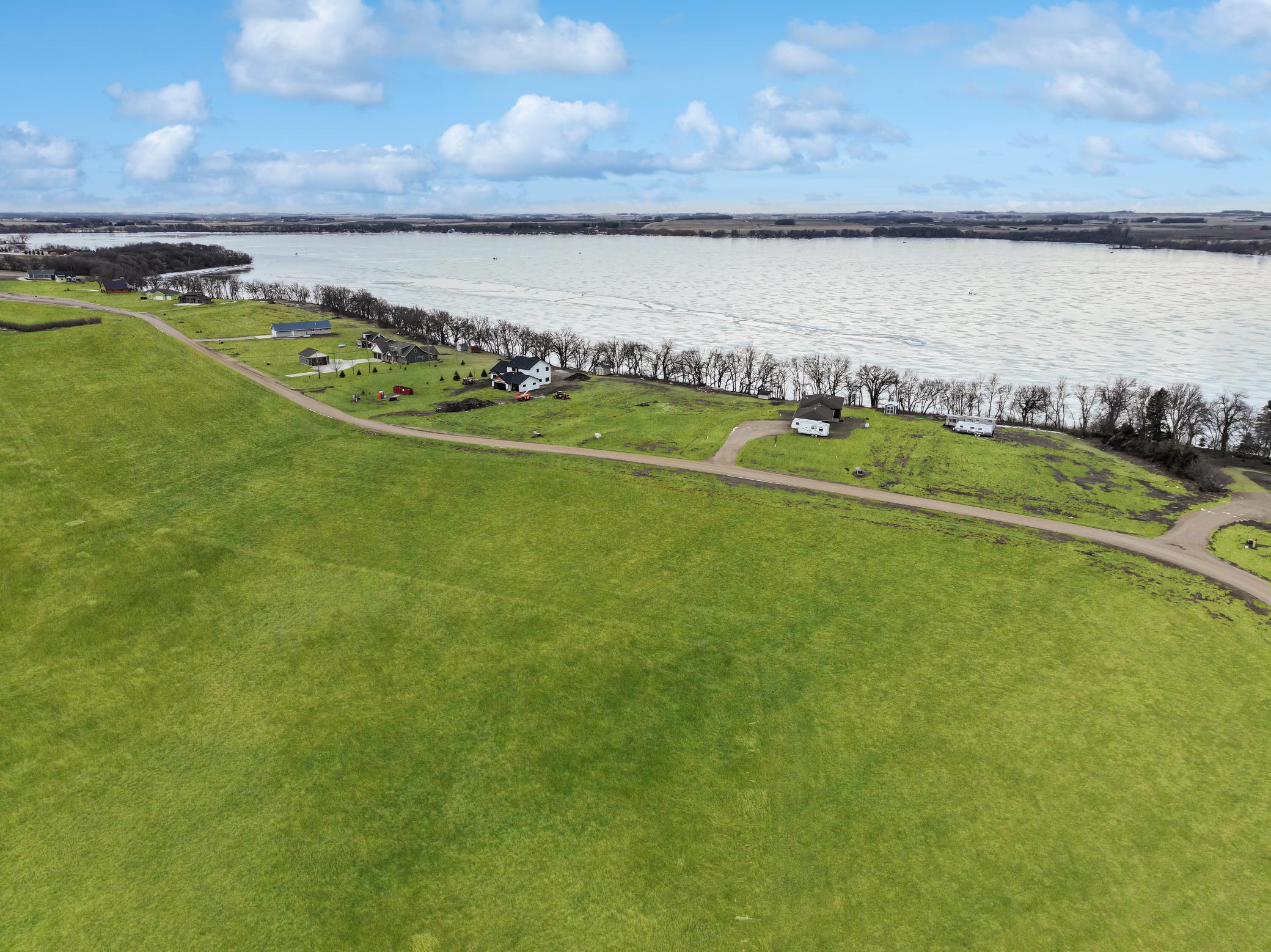 South views of Lake Sarah