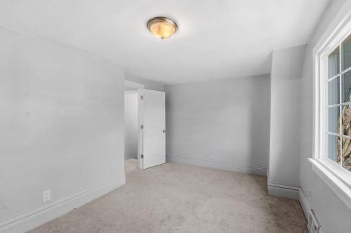3543 Colfax Avenue N, Minneapolis, MN 55412