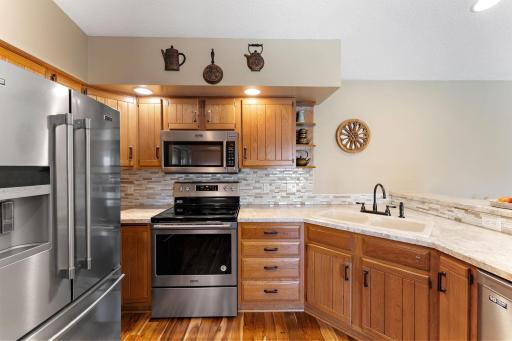 7196 Robinwood Draw, Woodbury, MN 55125