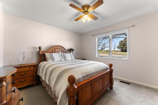 7196 Robinwood Draw, Woodbury, MN 55125